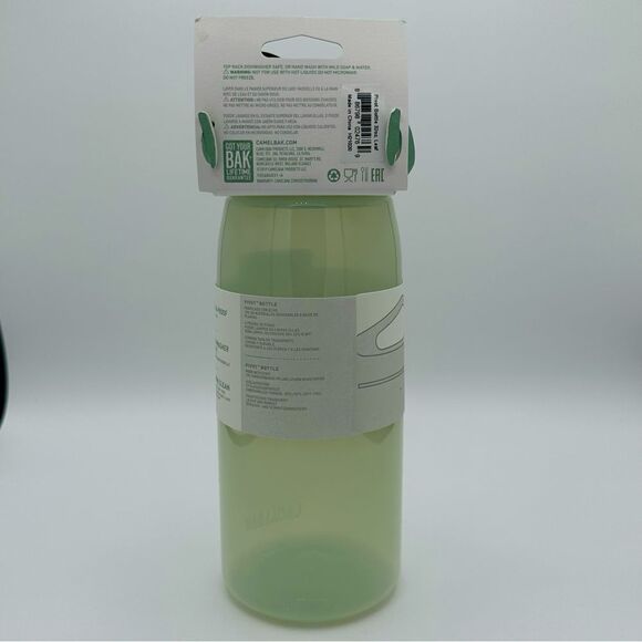 NEW- Light Green Camelbak 32 oz Screw Top Water Bottle - Picture 3 of 8
